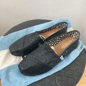 TOMS Women's Sparkling Black Loafers